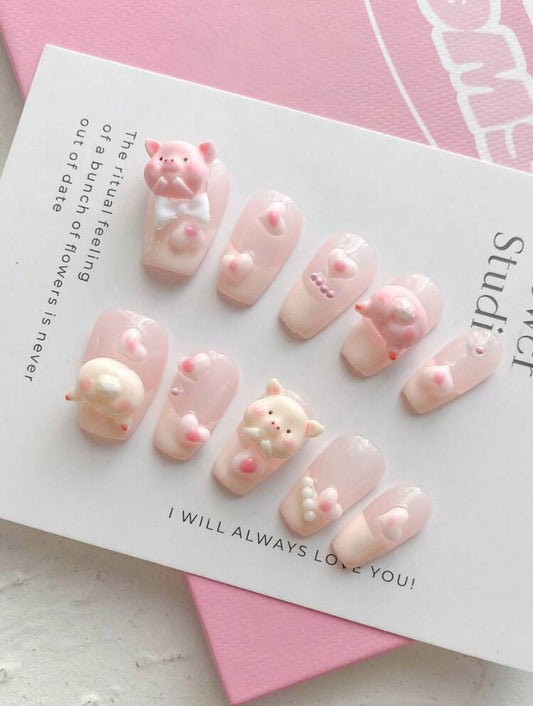 Cute piggies 🐷 - Press on nails (10Pcs, Short Square)